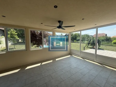 Prodaja, kuća, 200m², Majur, Jagodina - image 25