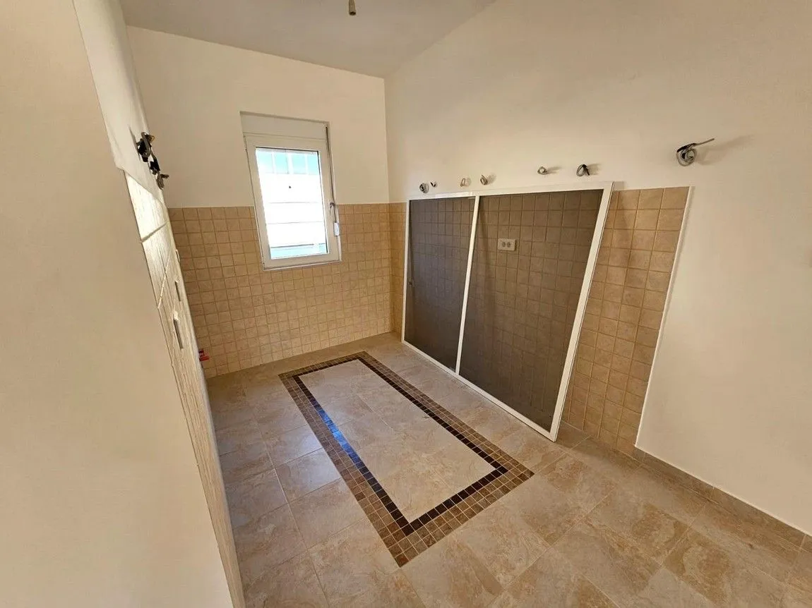 Sale, one bedroom apartment, 89m², Podkošljun, Budva