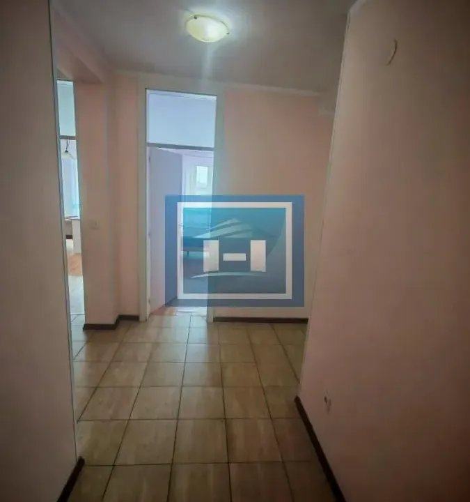 Prodaja, trosoban stan, 85m², Centar, Paraćin