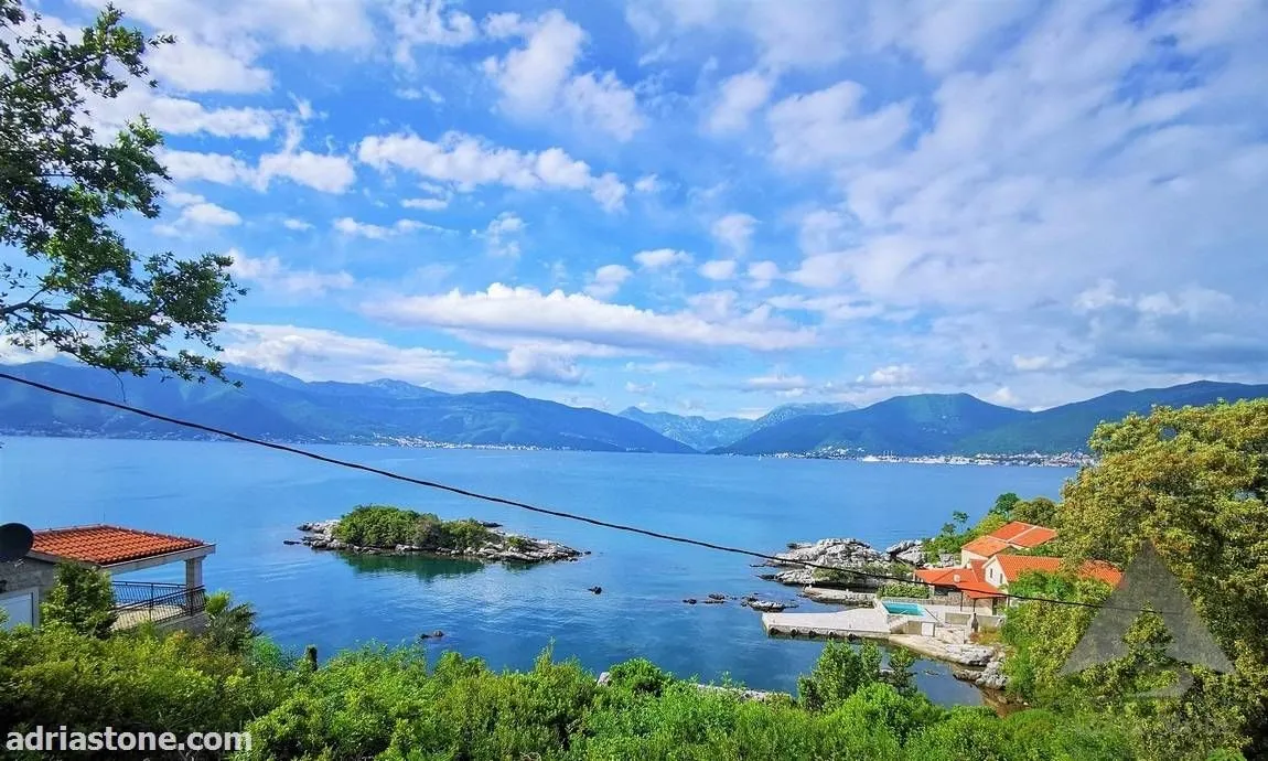 Prodaja, plac, 1506m², Tivat, Crna Gora