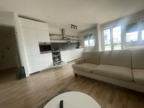 Prodaja, trosoban stan, 75m², Novi Beograd Blok 64, Novi Beograd Sve Podlokacije - image 4