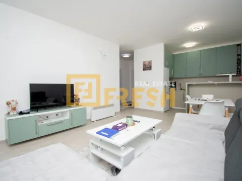 Sale, one bedroom apartment, 57m², Bečići, Budva - image 6