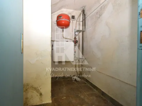 Prodaja, kuća, 217m², Centar, Podgorica - image 19