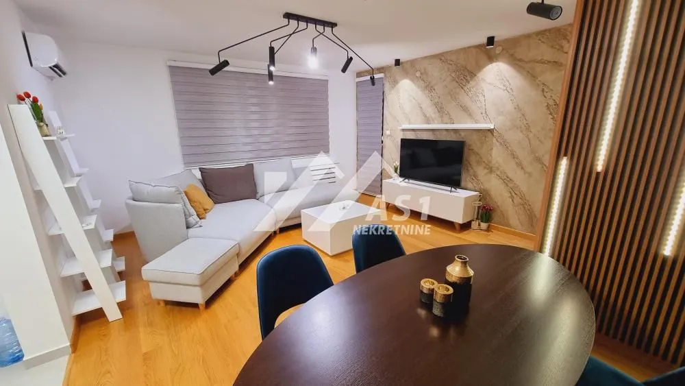 Izdavanje, trosoban stan, 66m², Rotkvarija, Novi Sad Sve Podlokacije