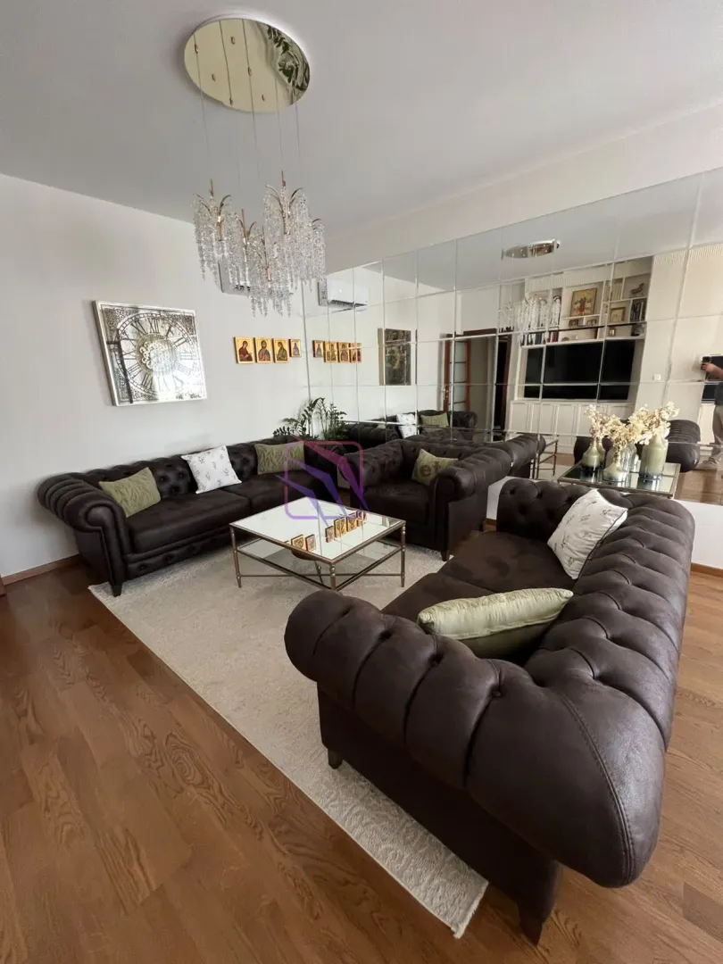 Prodaja, trosoban stan, 82m², Centar, Podgorica