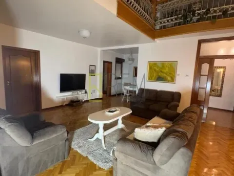 Izdavanje, trosoban stan, 146m², Podgorica, Crna Gora - image 15