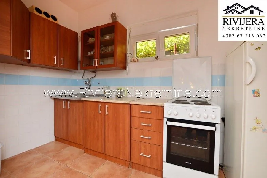 Prodaja, dvosoban stan, 100m², Sutorina, Herceg Novi