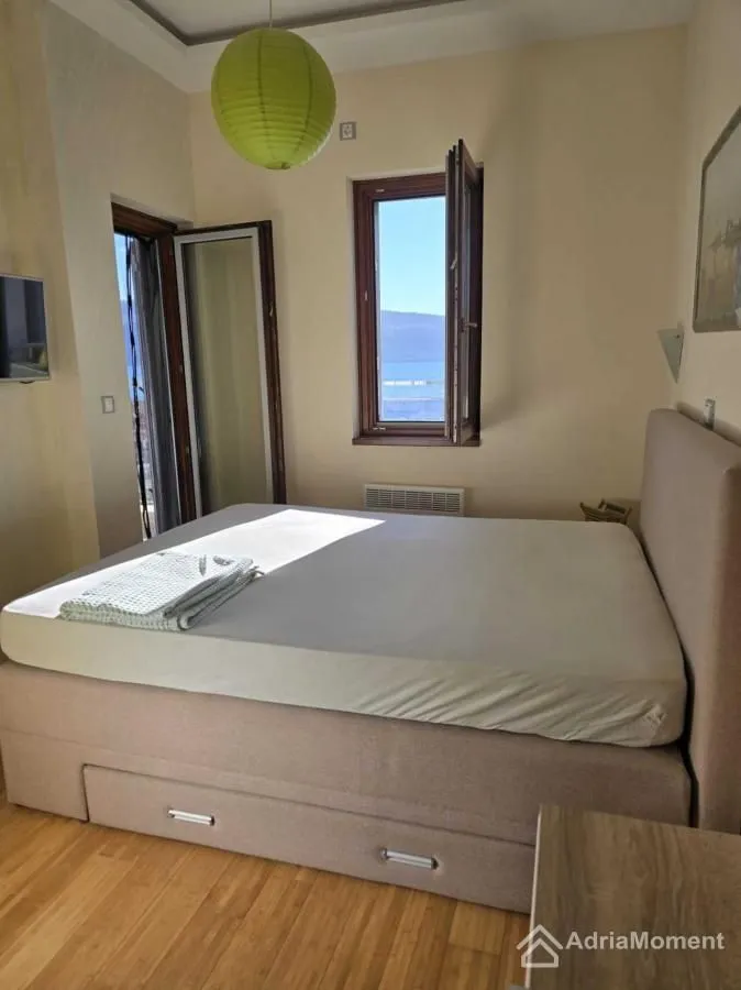 Prodaja, jednosoban stan, 53m², Herceg Novi, Crna Gora
