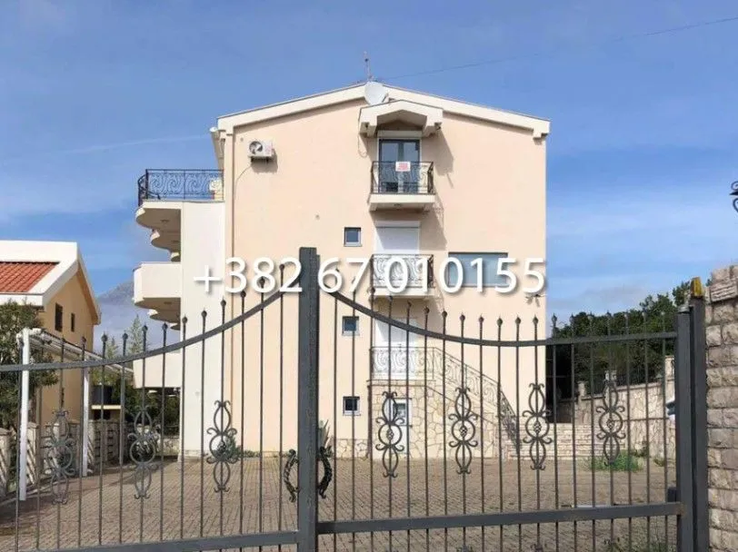 Prodaja, kuća, 620m², Utjeha, Bar