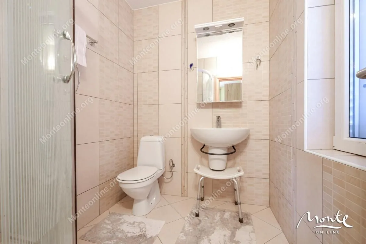 Prodaja, kuća, 210m², Krašići, Tivat