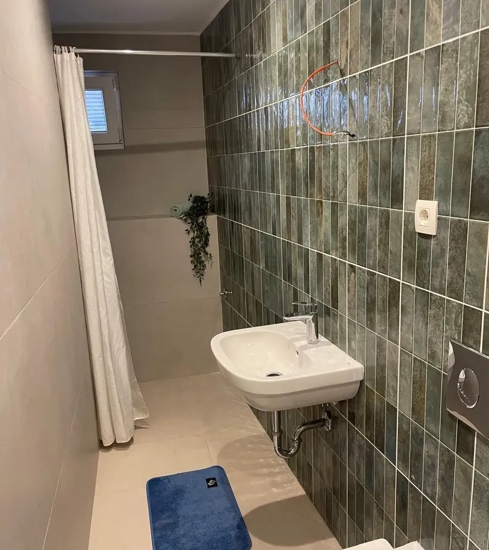 Rent, two bedroom apartment, 60m², Škaljari, Kotor
