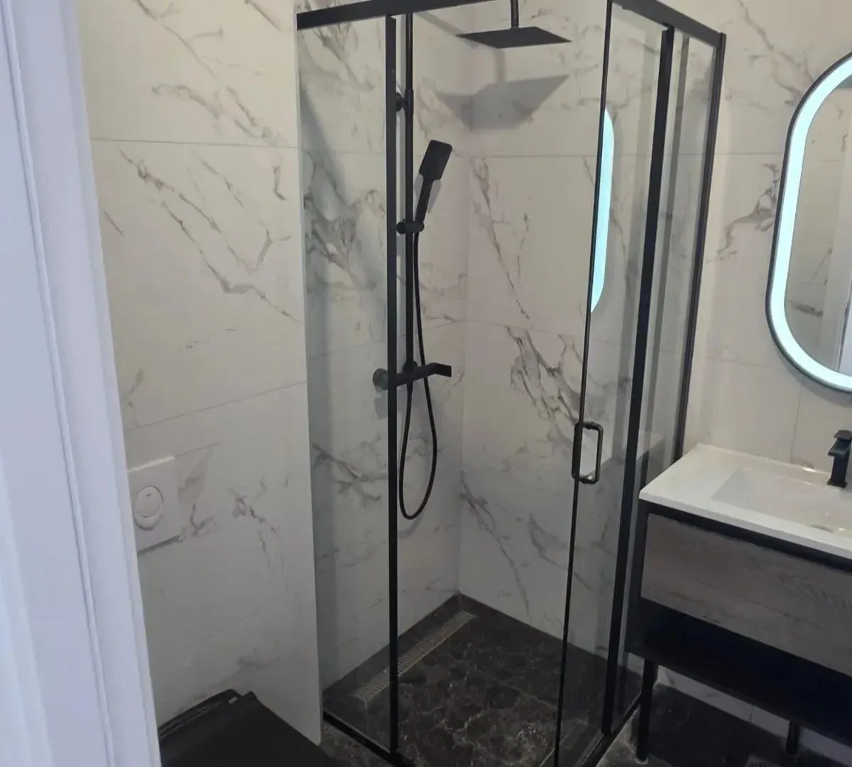 Sale, three bedroom apartment, 96m², Kotor, Crna Gora