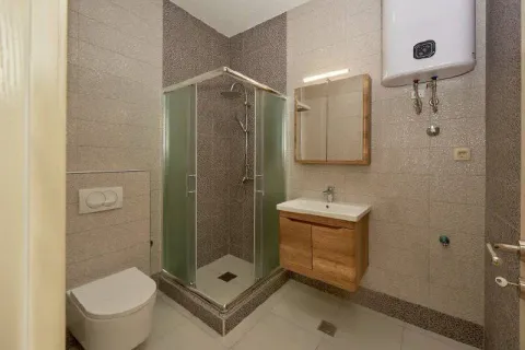 Sale, one bedroom apartment, 51m², Bečići, Budva - image 3