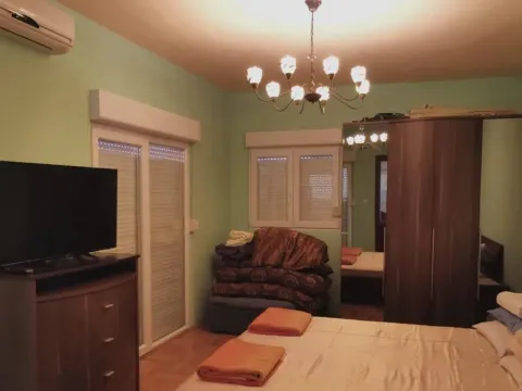 Sale, two bedroom apartment, 77m², Petrovac, Budva - image 7