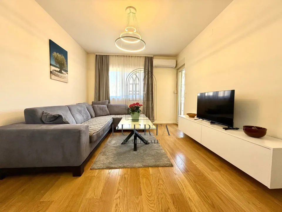 Rent, one bedroom apartment, 49m², Central Point, Podgorica