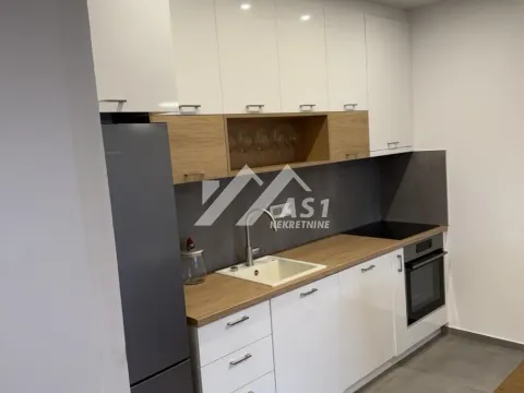 Izdavanje, dvosoban stan, 45m², Bulevar Evrope, Novi Sad Sve Podlokacije - image 3