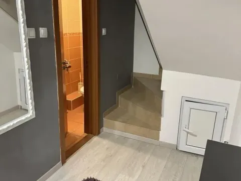 Izdavanje, trosoban stan, 72m², Nova Detelinara, Novi Sad Sve Podlokacije - image 6