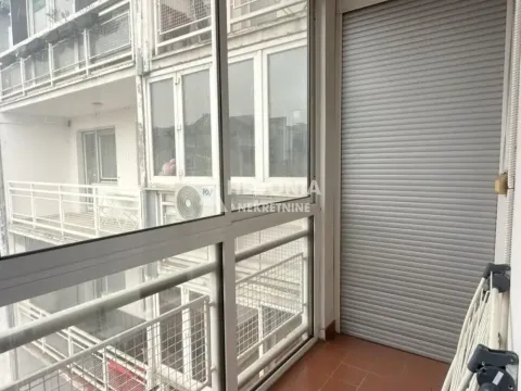 Sale, two bedroom apartment, 66m², Stari Grad, Beograd - image 14