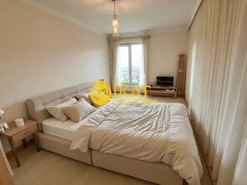 Prodaja, četvorosoban stan, 149m², Vračar Centar, Vračar Sve Podlokacije - image 12