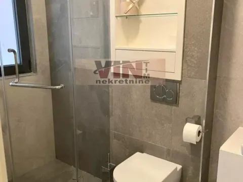 Prodaja, trosoban stan, 121m², Vračar, Šid - image 15