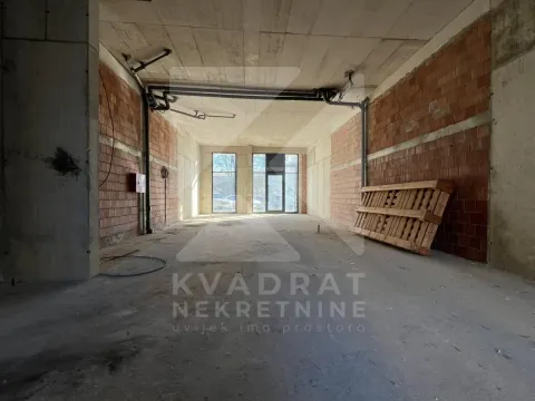 Izdavanje, poslovni prostor, 106m², Ljubović, Podgorica - image 3