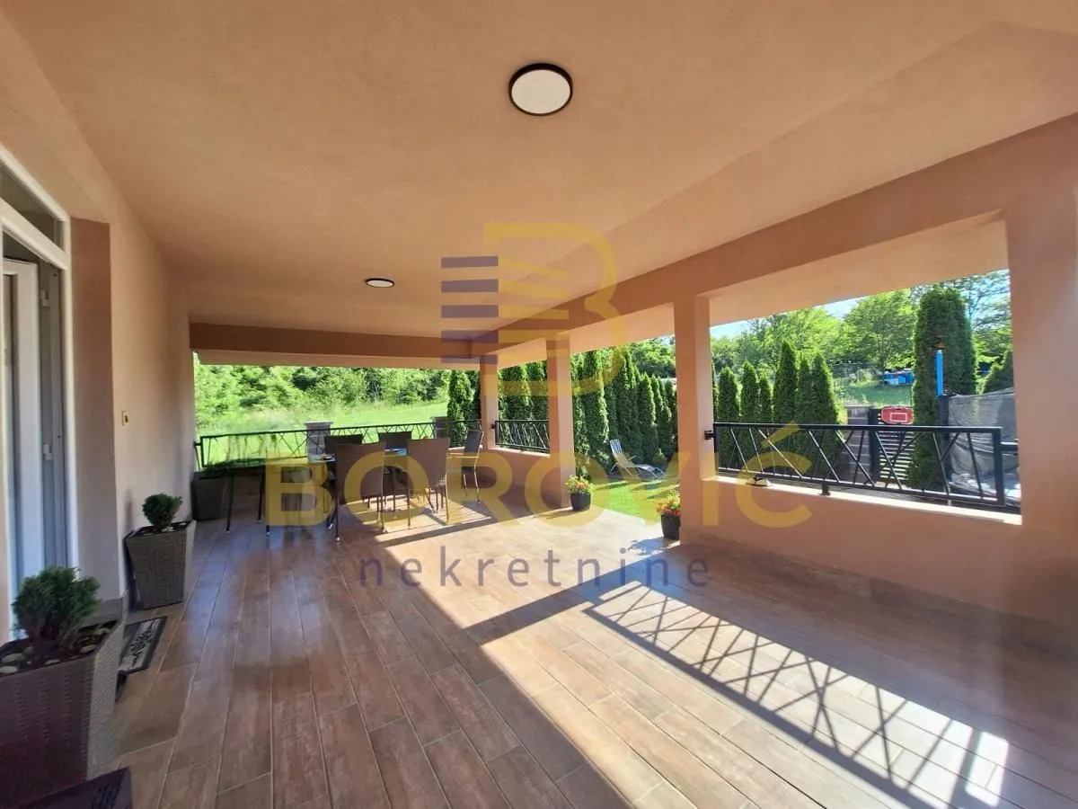 Sale, house, 104m², Železnik, Beograd