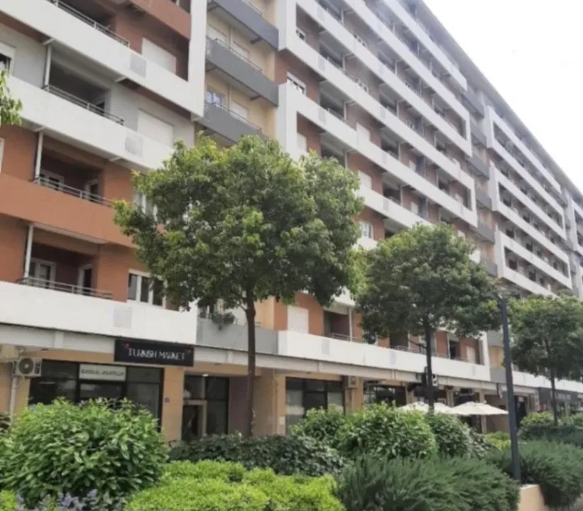 Izdavanje, jednosoban stan, 47m², Central Point, Podgorica