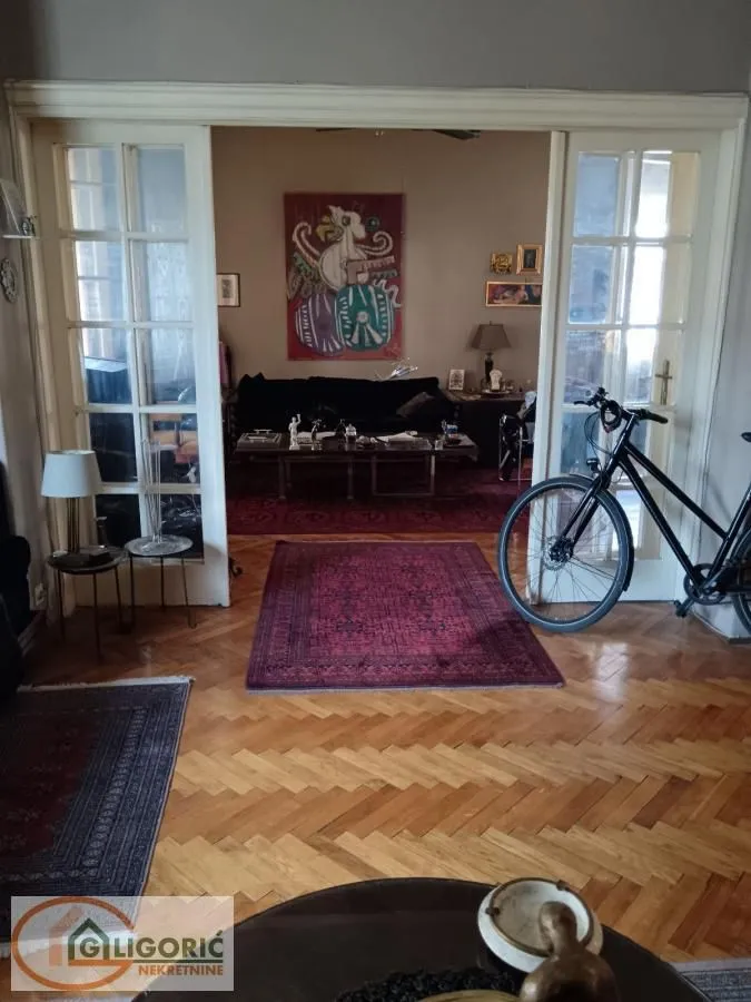 Prodaja, trosoban stan, 90m², Stari Grad, Beograd