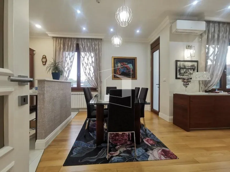 Sale, house, 180m², Podgorica, Crna Gora