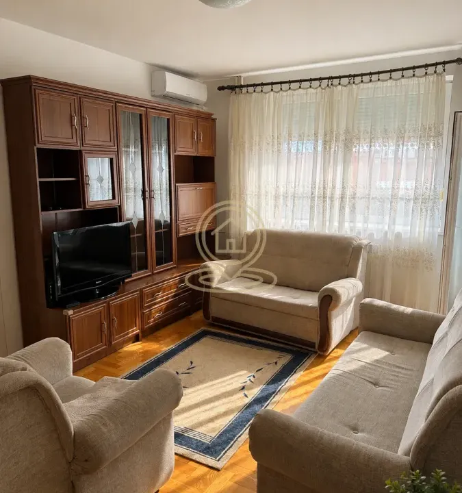 Rent, three bedroom apartment, 65m², Savski Venac, Beograd