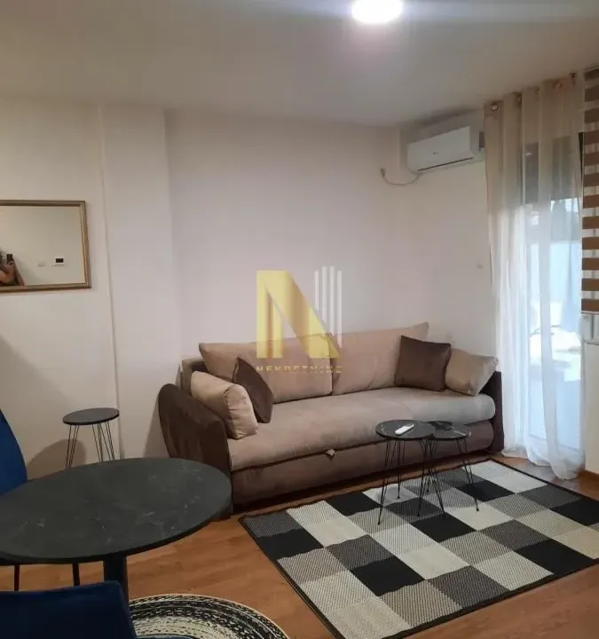 Izdavanje, garsonjera, 25m², Telep, Novi Sad Sve Podlokacije