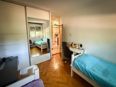 Prodaja, dvosoban stan, 72m², Stari Aerodrom, Podgorica - image 9