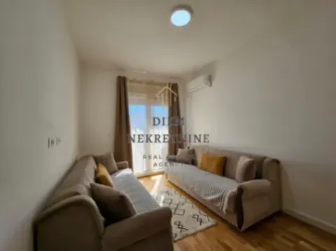 Prodaja, dvosoban stan, 72m², Centar, Bar - image 10