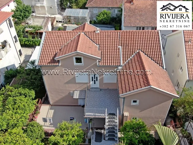 Prodaja, kuća, 285m², Đenovići, Herceg Novi