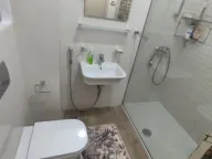 Izdavanje, jednosoban stan, 54m², City Kvart, Podgorica - image 12