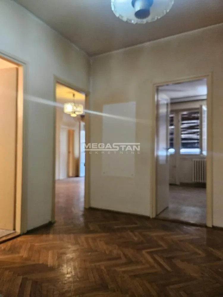 Sale, three bedroom apartment, 77m², Palilula Sve Podlokacije, Beograd