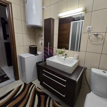 Rent, two bedroom apartment, 72m², City Kvart, Podgorica - image 18