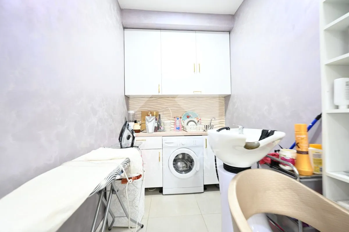Sale, office space, 50m², Ljubović, Podgorica