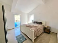 Izdavanje, trosoban stan, 155m², Seoce, Budva - image 8