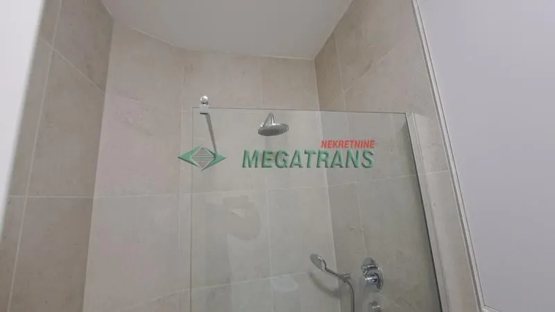 Rent, house, 247m², Petrovaradin, Novi Sad