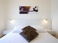 Rent, two bedroom apartment, 75m², Gospoština, Budva - image 13