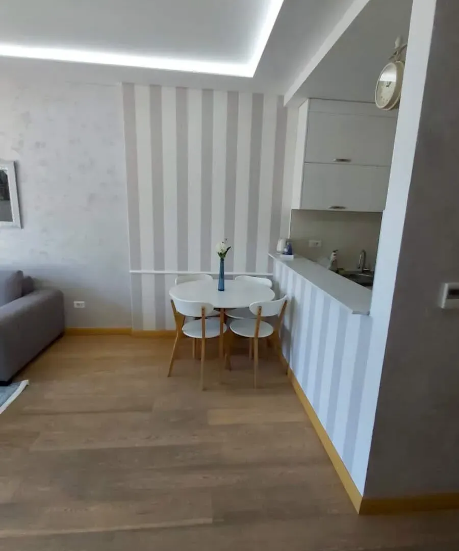 Rent, one bedroom apartment, 55m², Bulevar, Budva