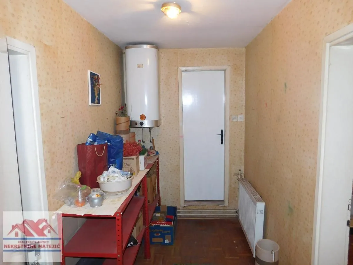 Prodaja, kuća, 200m², Stanovo, Kragujevac