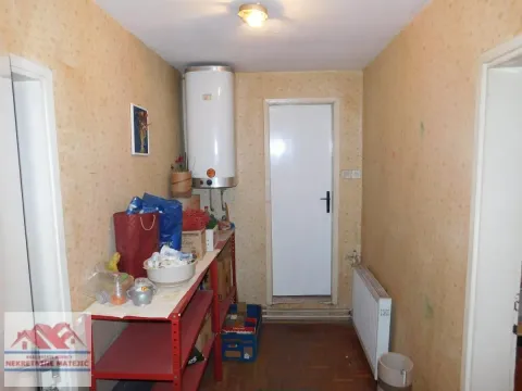 Prodaja, kuća, 200m², Stanovo, Kragujevac - image 15