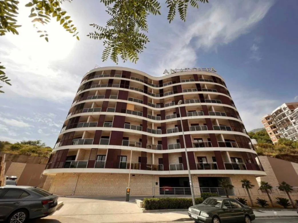 Prodaja, jednosoban stan, 46m², Bečići, Budva