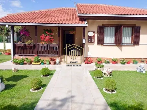 Sale, house, 65m², Humci, Cetinje - image 9