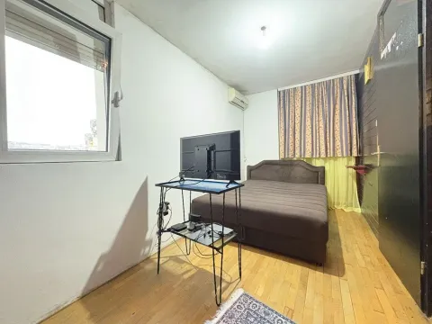 Prodaja, dvosoban stan, 80m², Blok 5, Podgorica - image 6