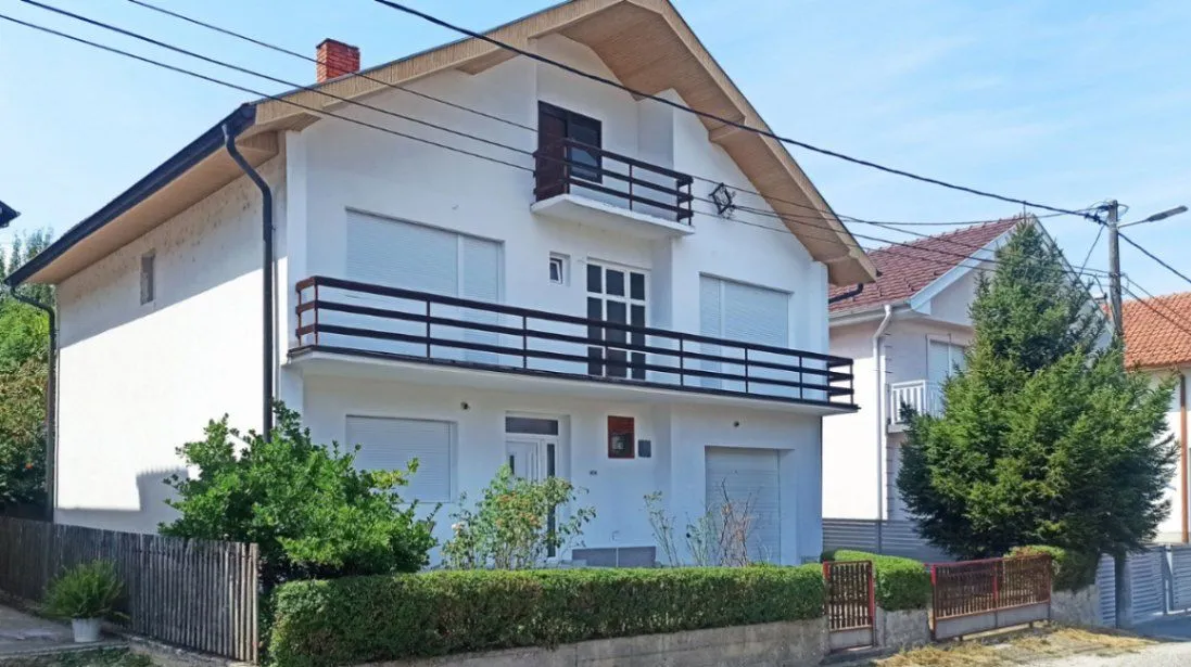 Sale, house, 240m², Loznica, Srbija