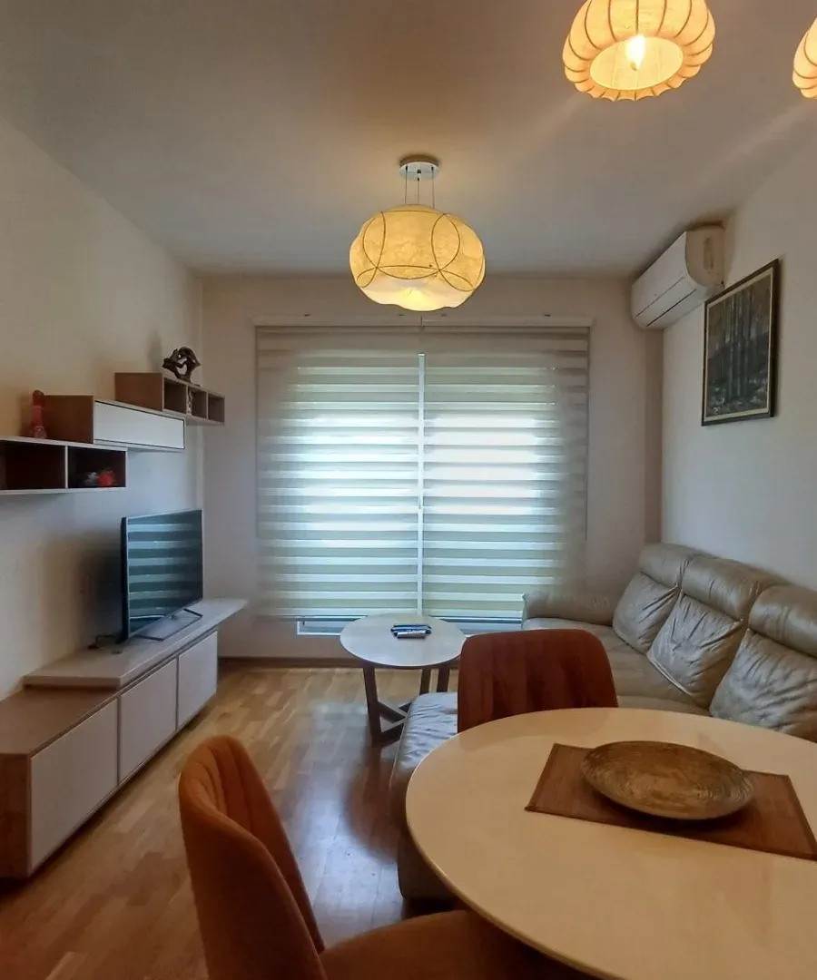 Prodaja, jednosoban stan, 40m², Centar, Nikšić