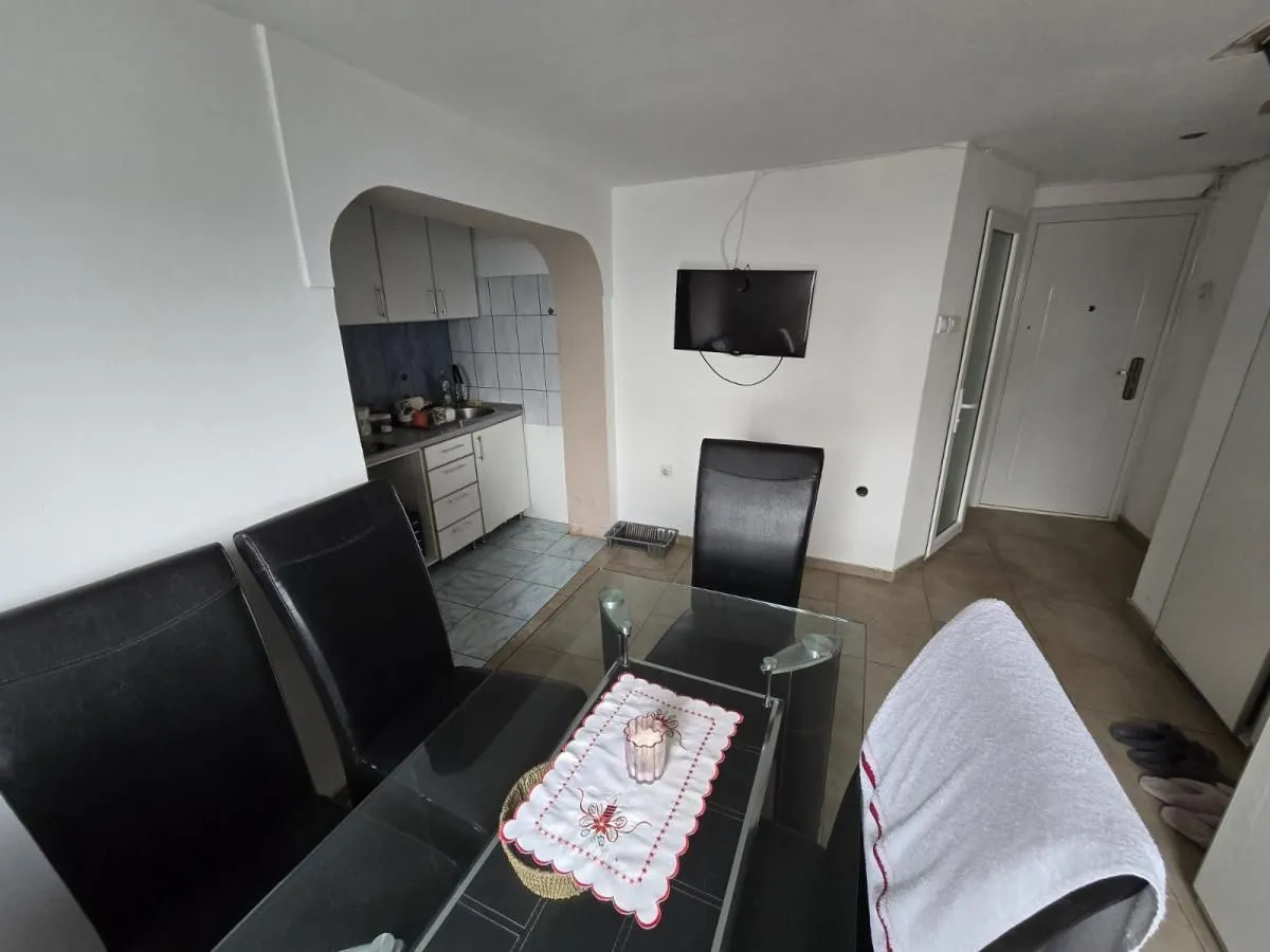 Sale, two bedroom apartment, 50m², Crveni Pevac, Niš